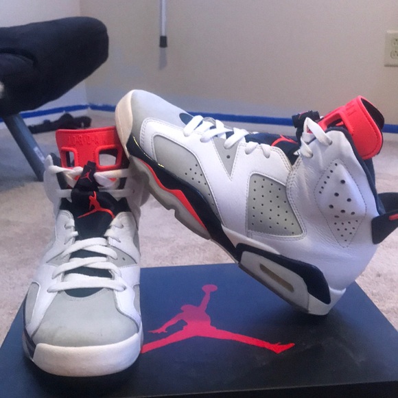 Tinker Hatfield Jordan retro 6’s - Picture 2 of 4